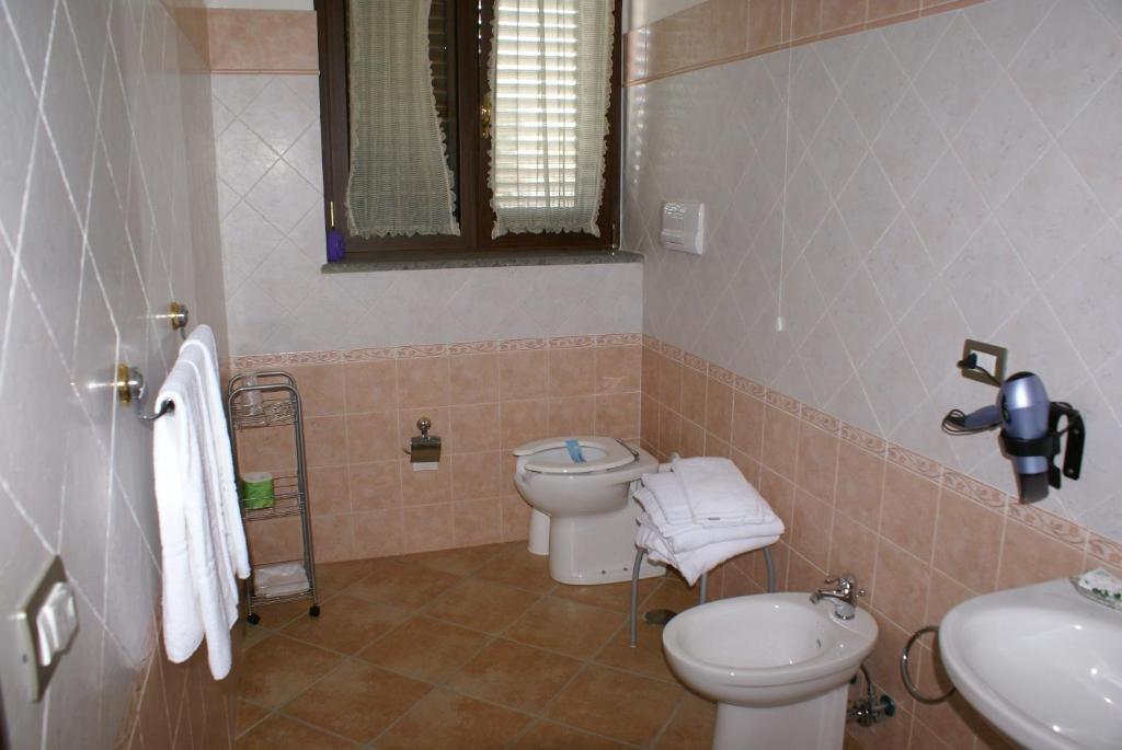 Residence Hotel La Commenda Montefiascone Exterior photo