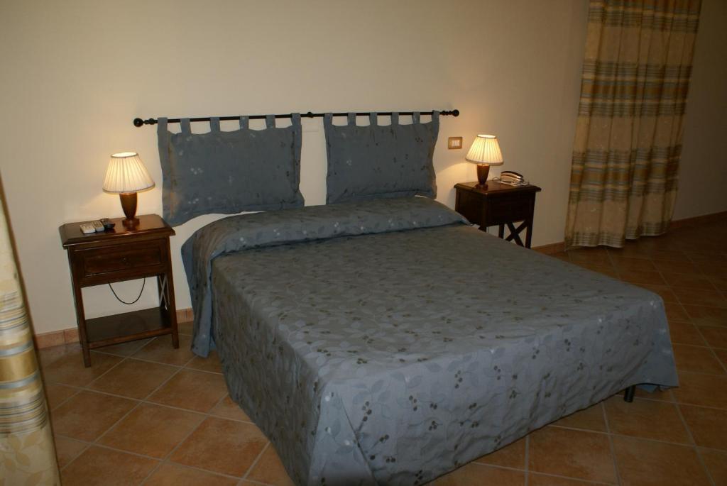 Residence Hotel La Commenda Montefiascone Exterior photo